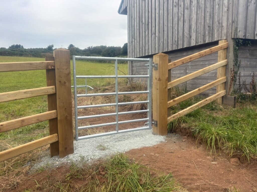 Fencing contractors in Anglesey
