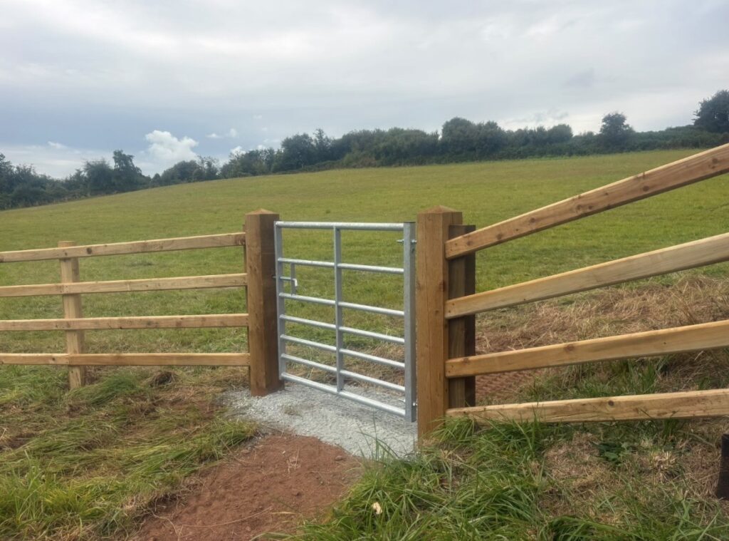 Fencing contractors in Anglesey