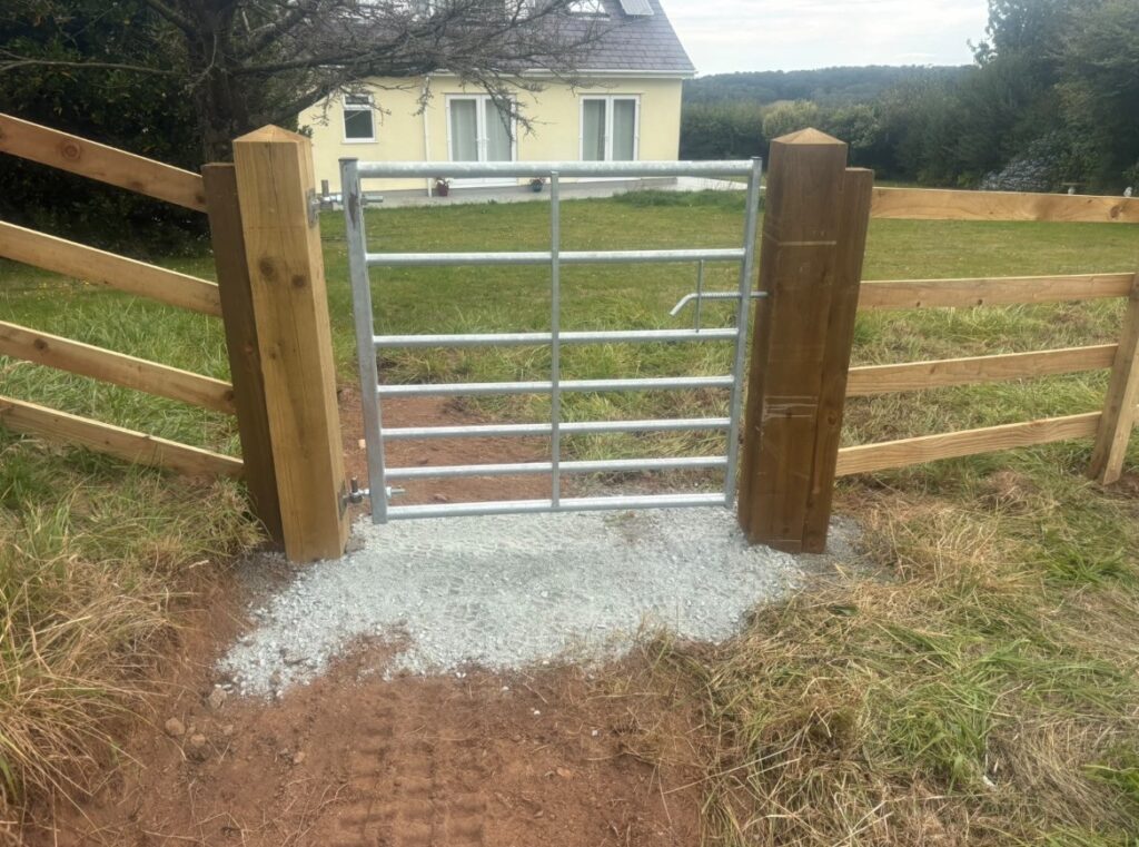 Fencing contractors in Anglesey